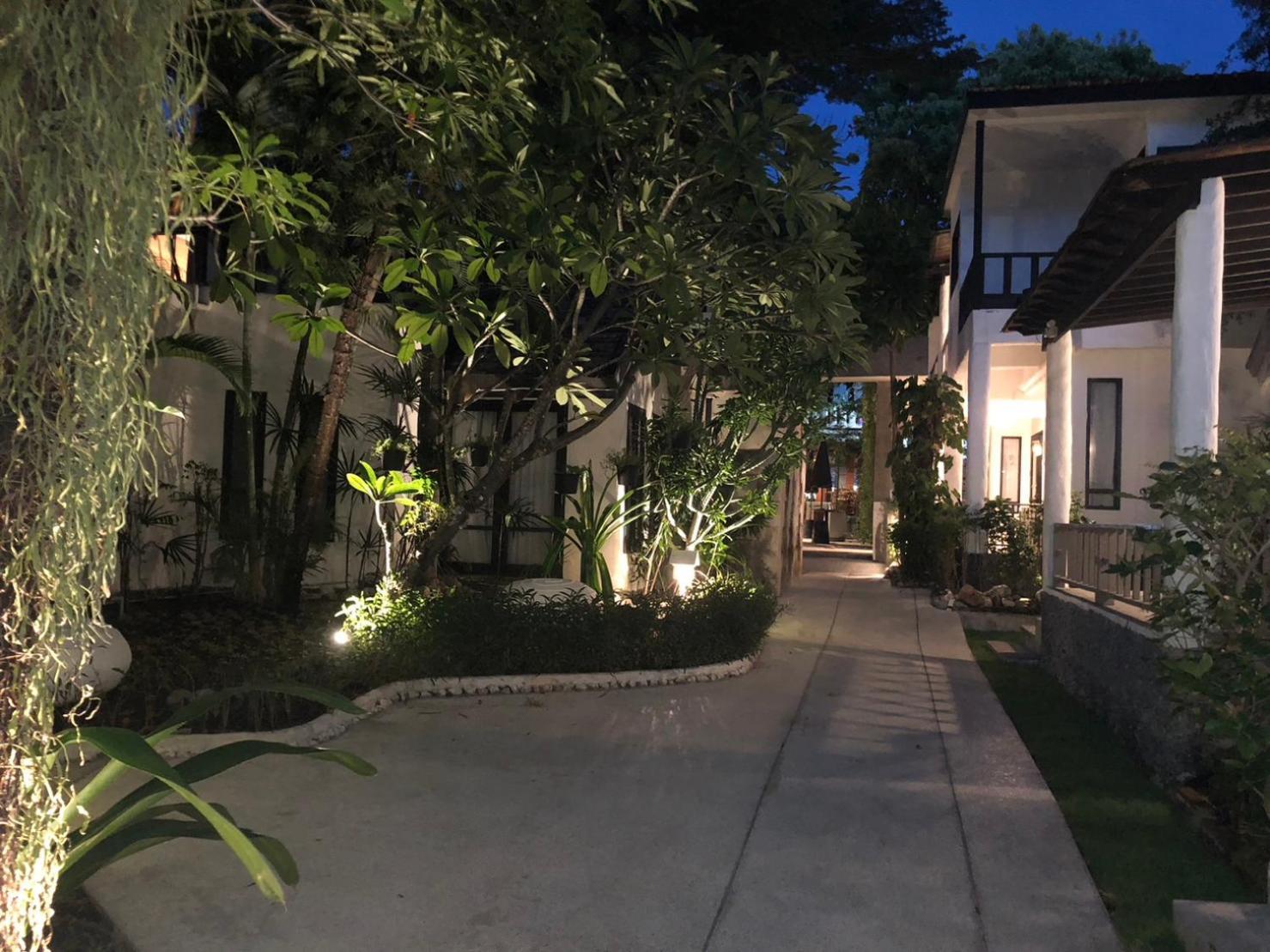 Punnpreeda Beach Resort Strand Bang Rak Exterior foto